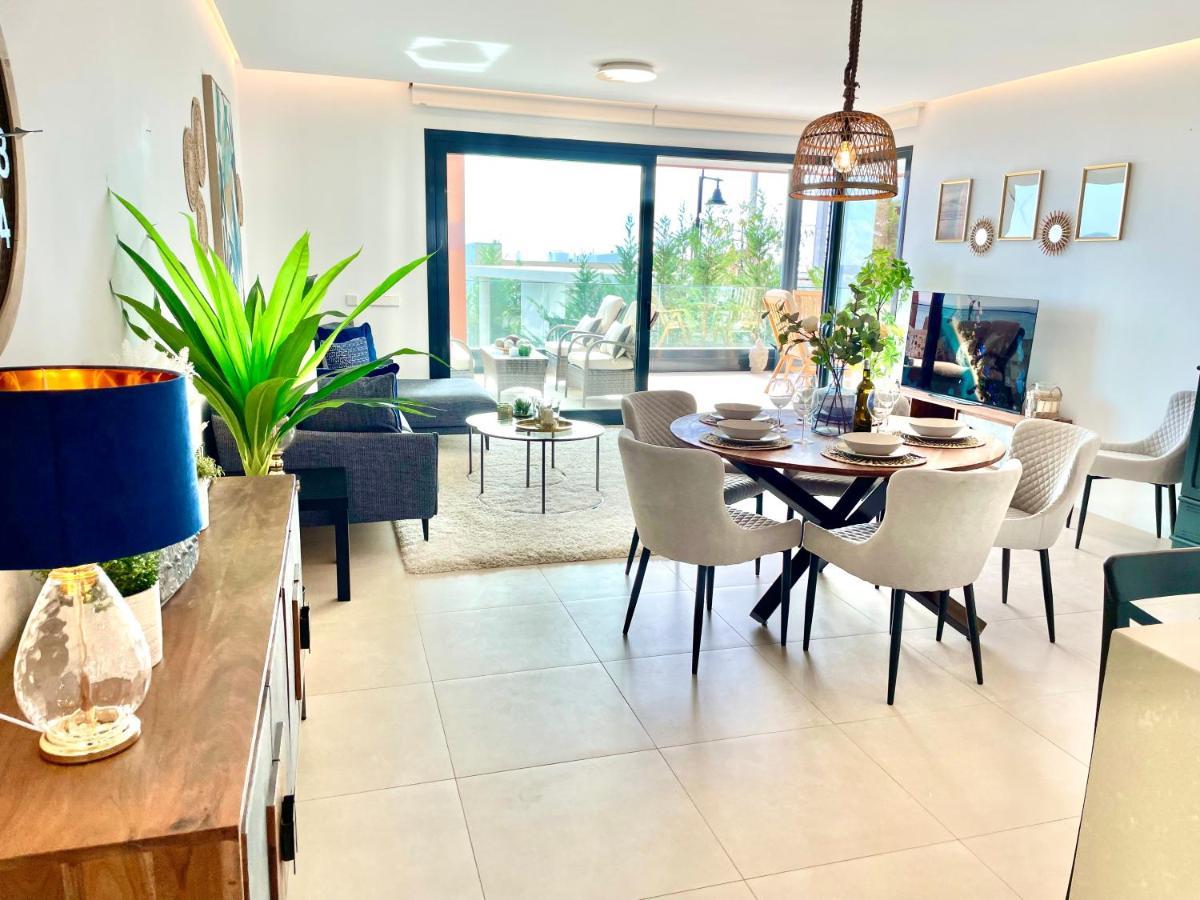 Luxury 3 Bedroom Apartment 300M From The Beach Fuengirola Luaran gambar